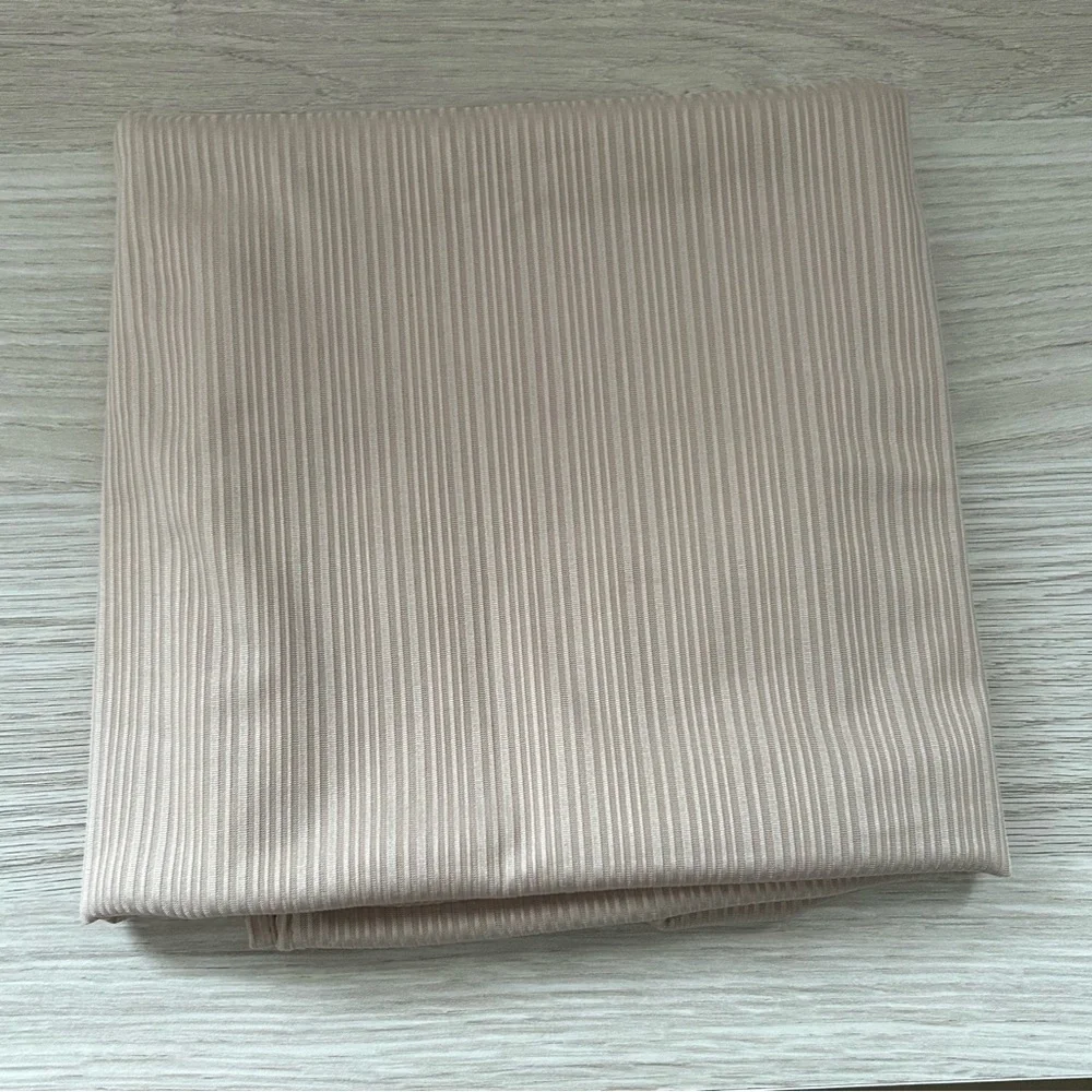 High-Quality Ribbed Jersey Scarf - Picture 1 of 2